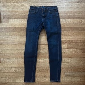 listing-status-banner